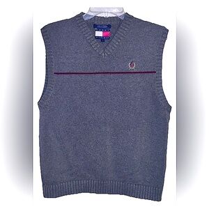 Tommy Hilfiger Men’s Vintage Gray Striped Crest Logo Knit Sweater Vest Size L